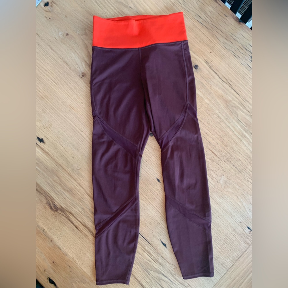 Athleta Women’s Tenacity Burgundy Red Power‎ Lift 7/8 Leggings Preowned Gorgeous
